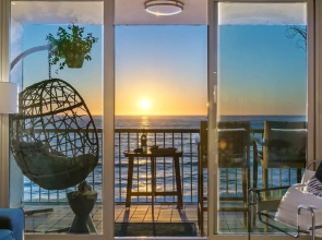 Seaside Serenity With Ocean Views