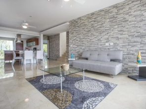 Acacia Condos