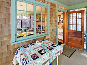 Orleans  On 7 Waterfront Acres 4 Bedroom Home