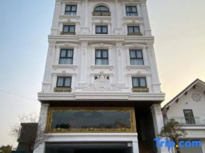 Royal Hotel 2 Mong Cai