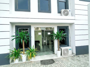 House 2 Guest House