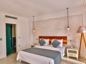 Arnna Hotel