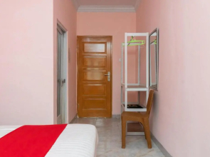 RedDoorz Syariah near Transmart Padang
