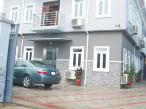 Bimerks Hotels & Suites