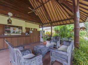 Bay Shore Hut's Lembongan