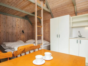 Cabin in Camping Resort-shared Bathroom