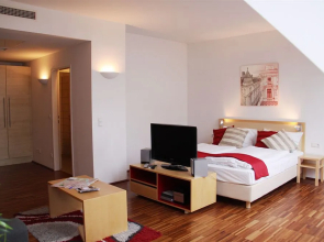 CheckVienna - Maria-Theresien-Straße