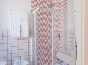 Nonna Pina Art Rooms