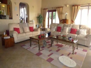 Finca Toredo Large Heated Pool,Hot Tub,Bar/Games Room,Gym,Cave, Free WiFi