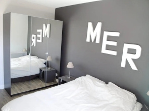 Apartment With 2 Bedrooms in Le Pouliguen, With Wonderful City View and Furnished Balcony - 500 m From the Beach