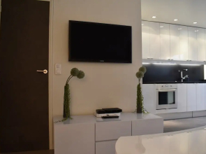 Studio Apartment Near Trocadéro & Champs Elysées
