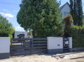 Aranyharmat Apartman