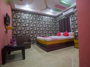Smriti Guest House by OYO