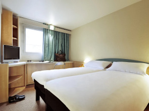 Отель Ibis Paris Montmartre Sacré-Coeur