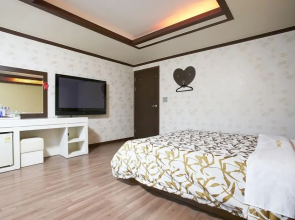 Yangju Ramada