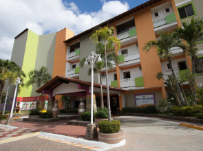 Decameron Los Cocos Guayabitos, Ramada All Inclusive Resort