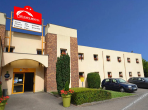 Adam's Hotel