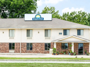 Days Inn by Wyndham Warrensburg
