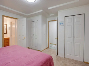 Bay City Vacation Rental Escape ~ 5 Mi to Marina!
