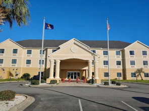 COMFORT INN and SUITES MARIANNA