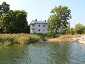 Ceracon Inn