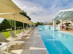 Olympian Bay Grand Resort