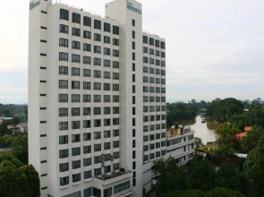 Diamond River Ping Petch-Ngam Hotel