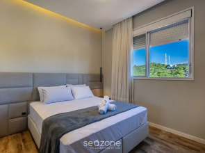 Sophisticated Stay 200m From Praia Brava - EHI