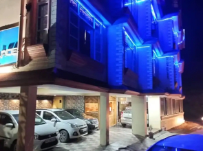 Goroomgo King Palace Shimla