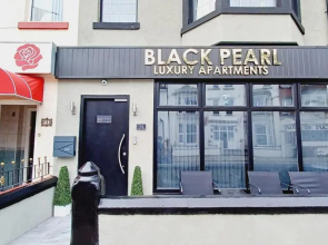 Black Pearl Luxury Apartments