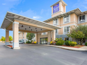 Sleep Inn & Suites Dunmore