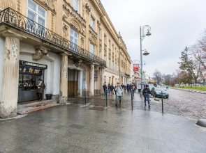 Королівські покої у Львові на вулиці Лесі Українки 19, 8