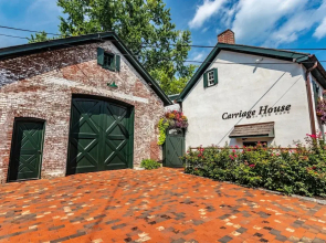Carriage House of New Hope
