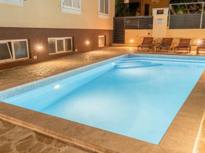 Amazing Apartment in Zadar With Wifi, 2 Bedrooms and Outdoor Swimming Pool