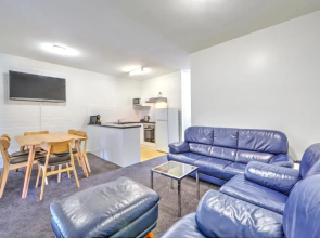 Snow Ski Apartments 22