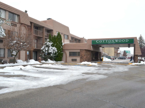 Cottonwood Suites Boise Riverside Downtown