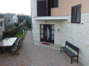 Apartment With 2 Bedrooms in Stara Novalja, With Enclosed Garden - 200