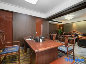 Ailai·Yaduo Hotel