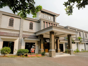 Hotel O Dewi