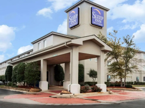 Sleep Inn & Suites