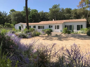 Belle villa rétaise 4 étoiles avec piscine chauffée
