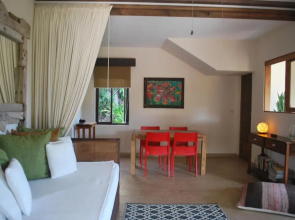 Casa Frangipani