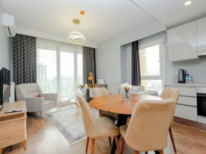 lUX Residence on High Floor 03