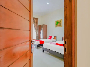 Puri Cartenz Syariah by OYO Rooms