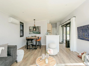 Stunning Home in Voorthuizen With Jacuzzi, Wifi and 2 Bedrooms