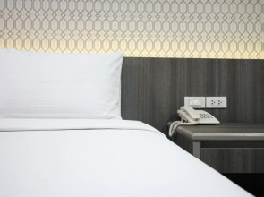 Convenient Park Bangkok Hotel