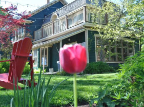 Holman's Heritage Suites