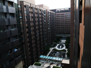 Q Square Apartment D