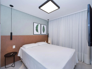 Adra 301 - Apartamento no centro de Bombinhas - Rooftop com piscina e academia - À poucos metros da praia