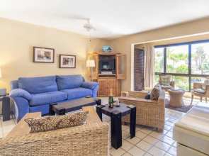 Warm Cozy 1bed Condo Close to Everything Your Los Cabos Home Away From Home